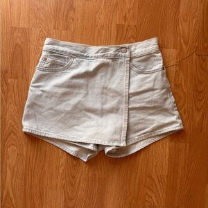 Levi's Jean Shorts High-Waisted Cuffed Hem